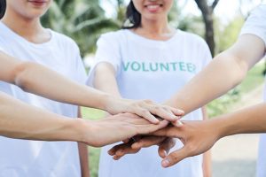 How to Find Volunteer Opportunities that Fill You with Purpose