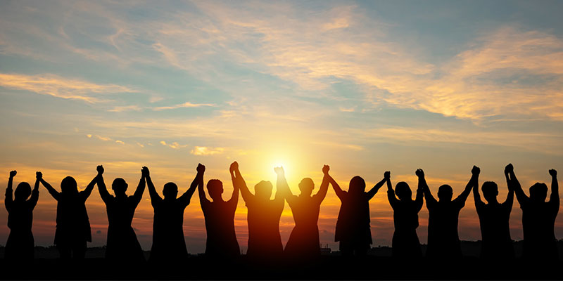 Community Support: 3 Reasons to Volunteer Your Time